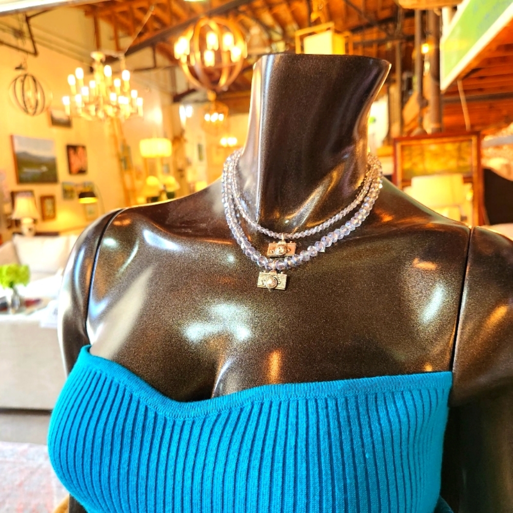 📸 Silvertone Camera Pendant W/Crystal Necklace 📷 - Picture 9 of 16